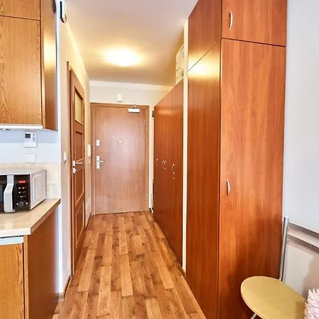Apartament Mistrall Apartment *